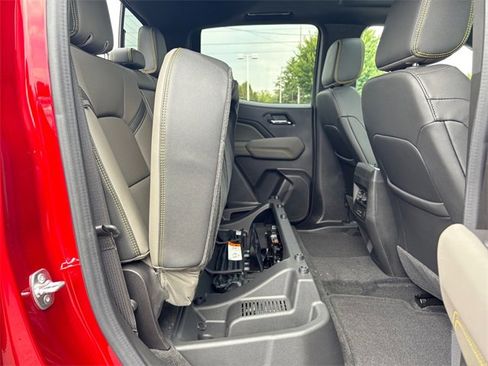 New 2026 Chevrolet Colorado ZR2 w/ Off-Road Front Bumper Package image 34