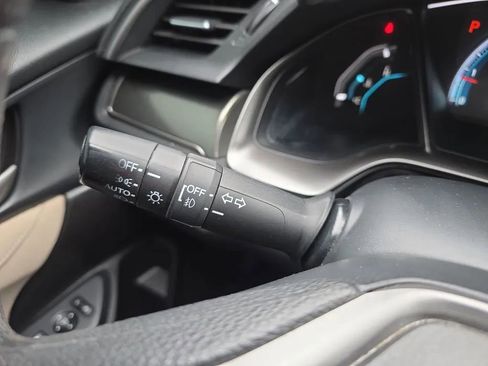Used 2019 Honda Civic EX image 20