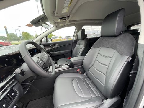 New 2026 Kia Sportage SX image 23