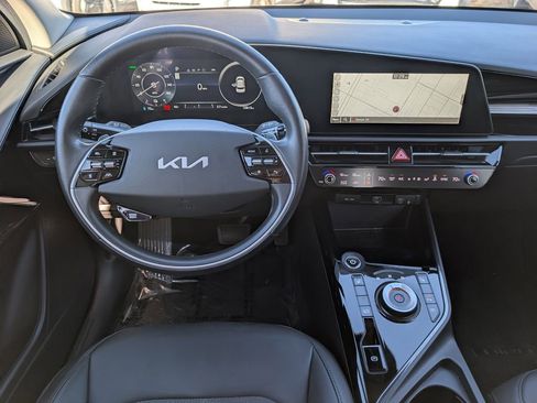 Certified 2023 Kia Niro Wind image 16
