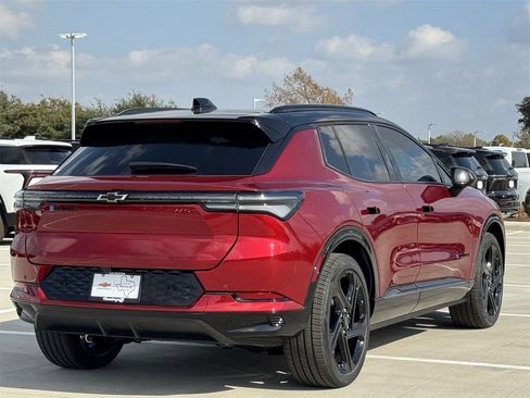 New 2026 Chevrolet Equinox EV RS image 4