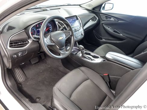 Used 2023 Chevrolet Malibu LT FWD image 10