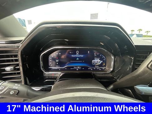 Used 2025 Chevrolet Silverado 2500 LT w/ Convenience Package image 42