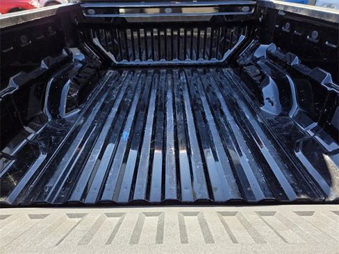 Used 2024 Chevrolet Colorado LT w/ LT Convenience Package image 13