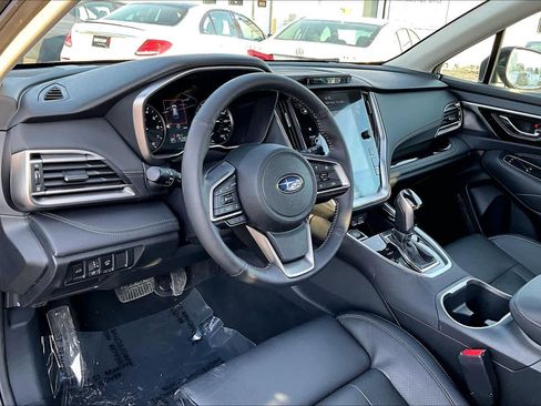 Used 2023 Subaru Outback Touring image 18
