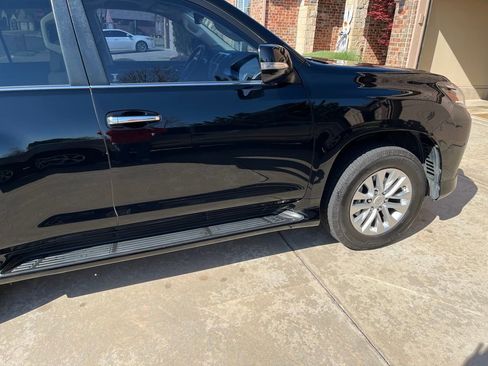 Used 2021 Lexus GX 460 Premium AWD/4WD image 2
