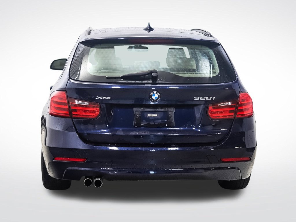 Used 2015 BMW 328i xDrive Wagon AWD/4WD image 4