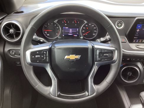 Used 2021 Chevrolet Blazer LT FWD image 18
