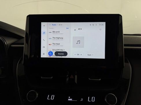 Used 2025 Toyota Corolla Cross XLE w/ Convenience Package image 44