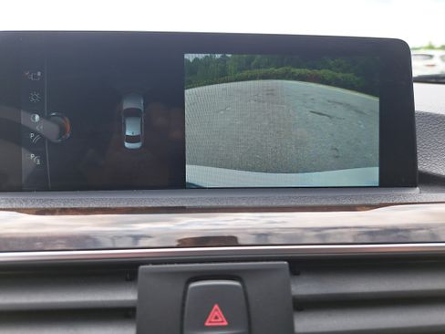 Used 2017 BMW 330i Sedan RWD image 23