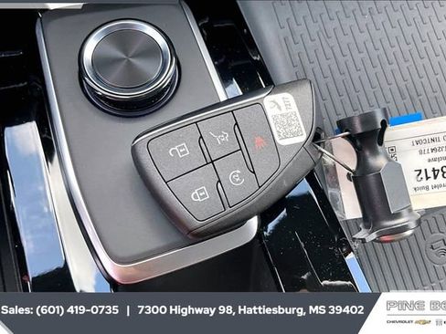 New 2026 Buick Enclave Preferred w/ LPO, Floor Liner Package image 9