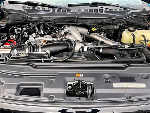 Used 2020 Ford F350 Lariat image 32