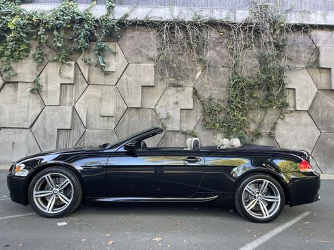 Used 2007 BMW M6 Convertible image 1