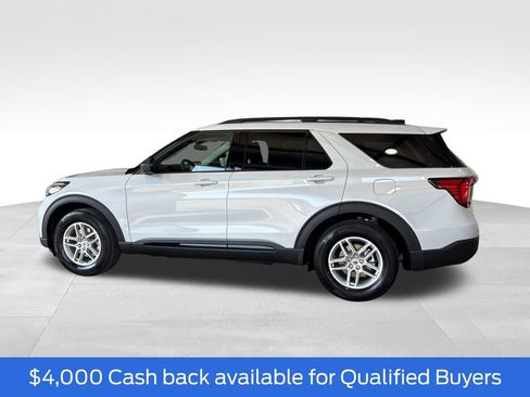 New 2026 Ford Explorer Active w/ Active Comfort Package RWD image 2