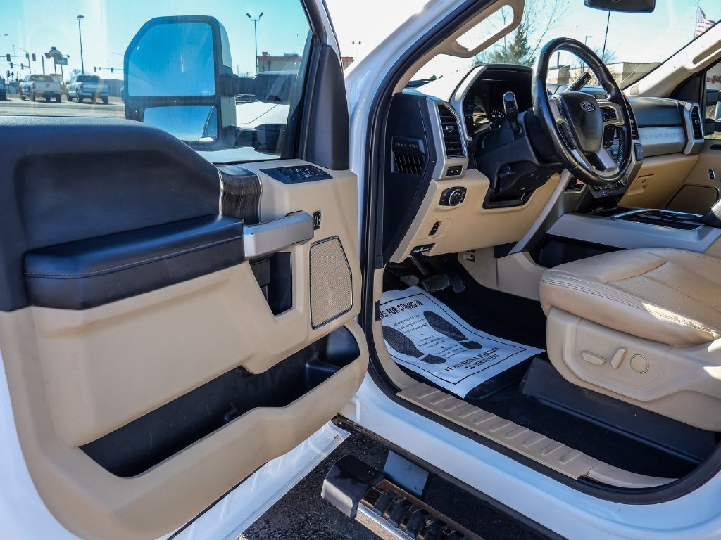 Used 2021 Ford F250 Lariat w/ Lariat Value Package AWD/4WD image 27