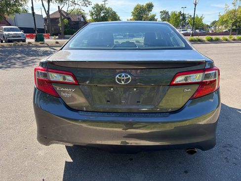 Used 2014 Toyota Camry SE FWD image 14