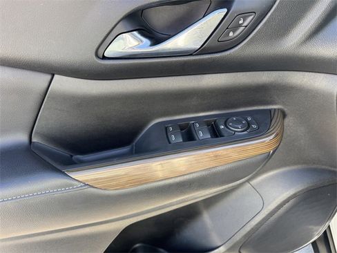 Certified 2018 GMC Acadia SLE image 12