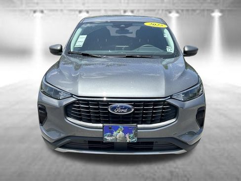 Used 2025 Ford Escape Active FWD image 2
