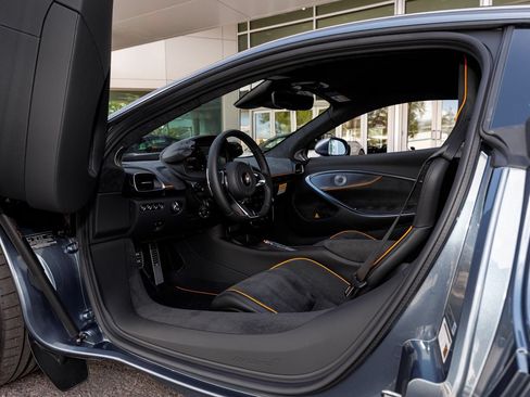 New 2026 McLaren Artura RWD image 40