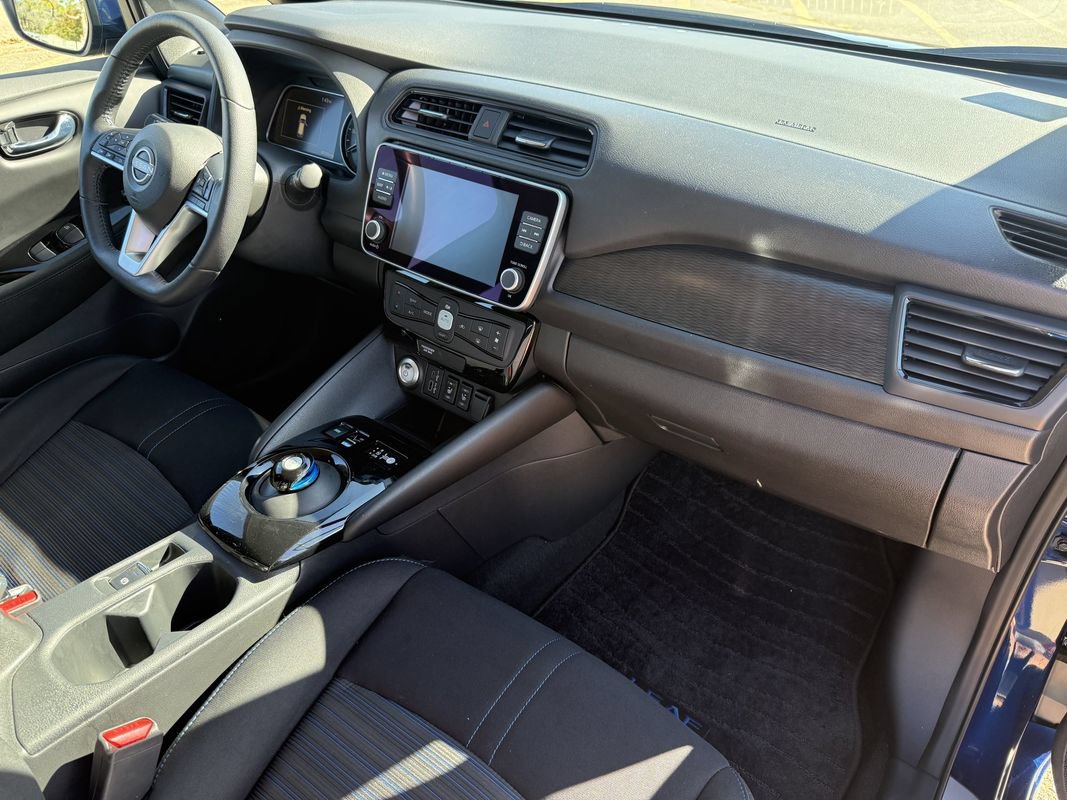 Used 2025 Nissan Leaf SV Plus FWD image 11
