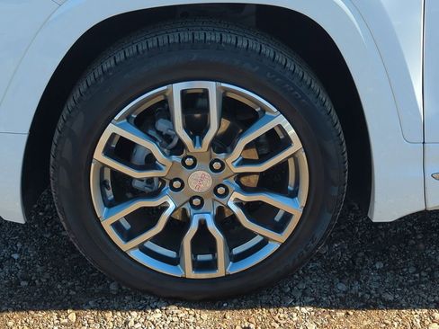 Used 2022 GMC Terrain Denali image 32