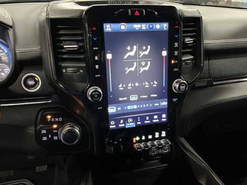Used 2022 RAM 1500 Limited w/ Body-Colour Bumper Group image 23