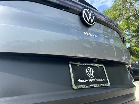 Used 2023 Volkswagen ID.4 Pro RWD image 44