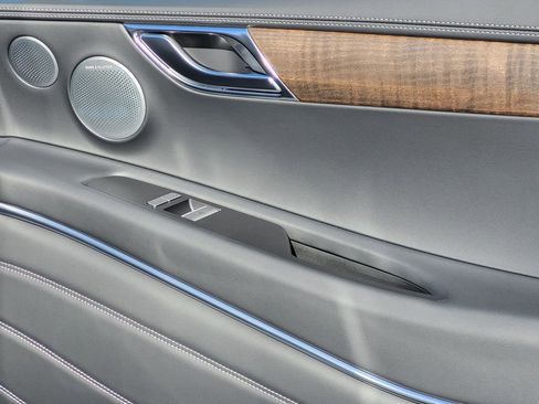 New 2026 Genesis GV80 2.5T Prestige AWD/4WD image 13