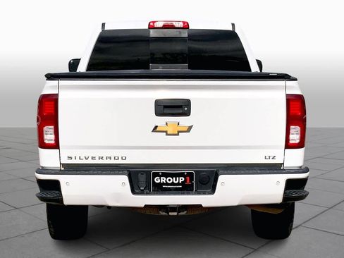 Used 2017 Chevrolet Silverado 1500 LTZ Z71 w/ LTZ Plus Package image 5