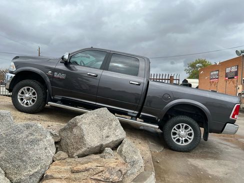 Used 2017 RAM 2500 Laramie image 1
