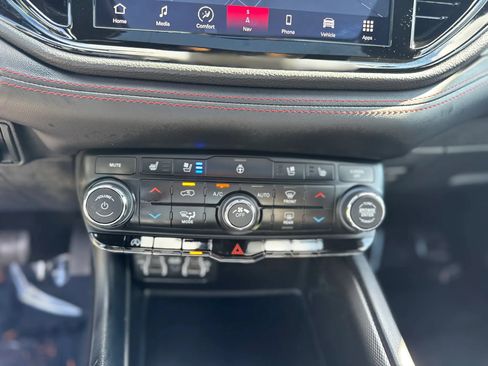 Used 2023 Dodge Durango GT AWD/4WD image 22