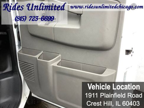 Used 2017 Chevrolet Express 2500 image 21