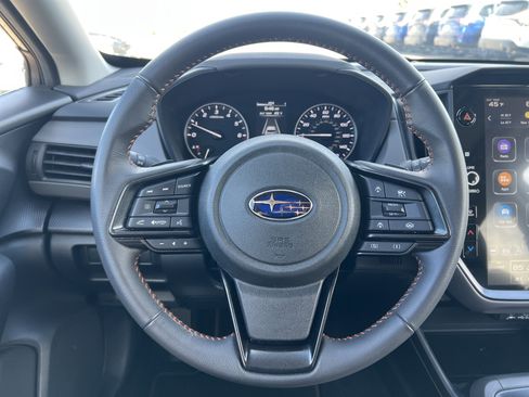 Used 2025 Subaru Crosstrek 2.5i Limited w/ Popular Package #4A image 27