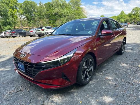 Certified 2023 Hyundai Elantra SEL w/ Convenience Package FWD image 1