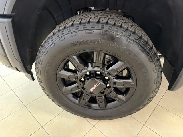 Used 2026 GMC Sierra 2500 AT4 AWD/4WD image 31