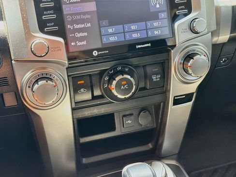 Used 2022 Toyota 4Runner SR5 AWD/4WD image 16
