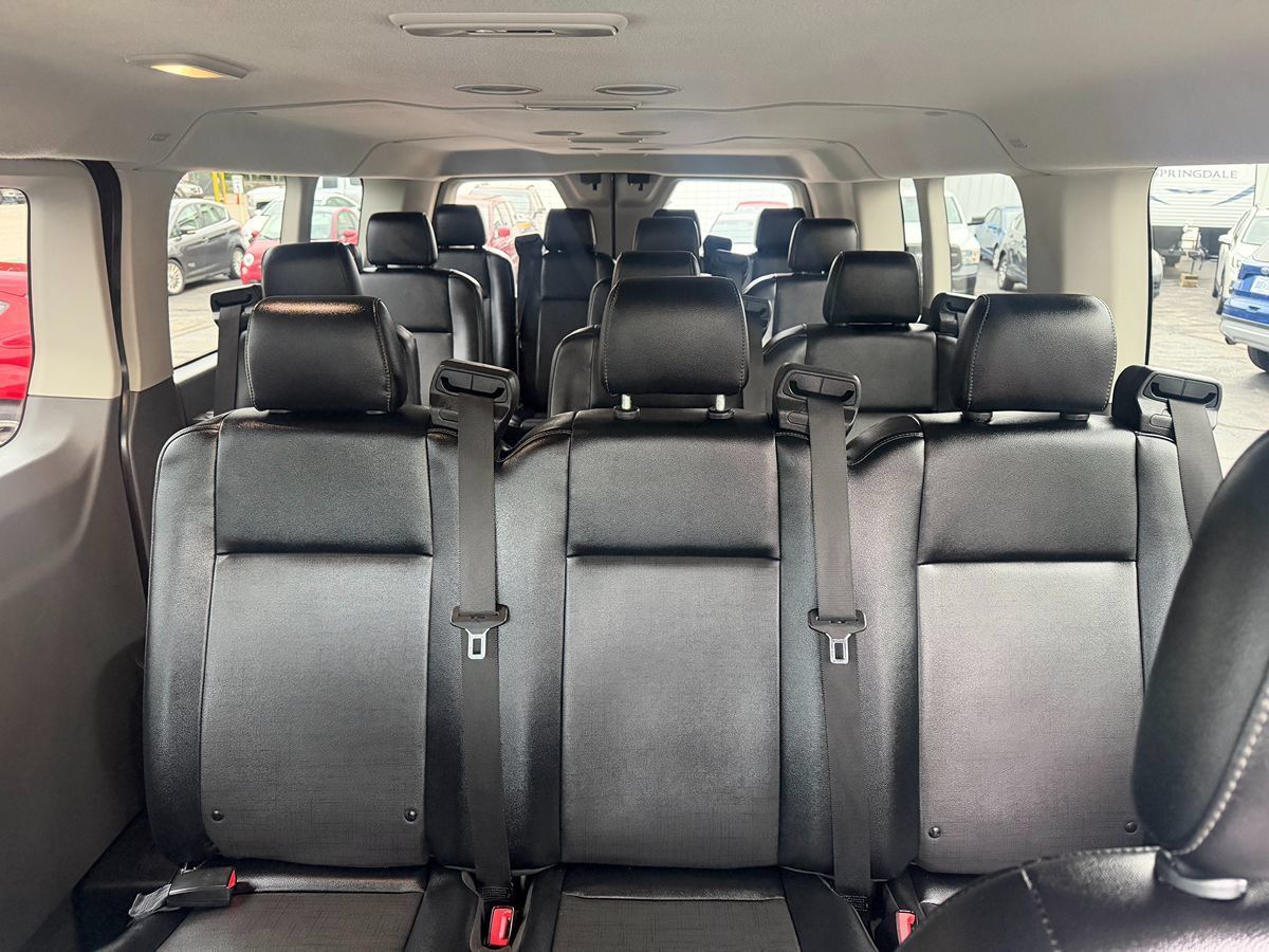Used 2023 Ford Transit 350 XL RWD image 5