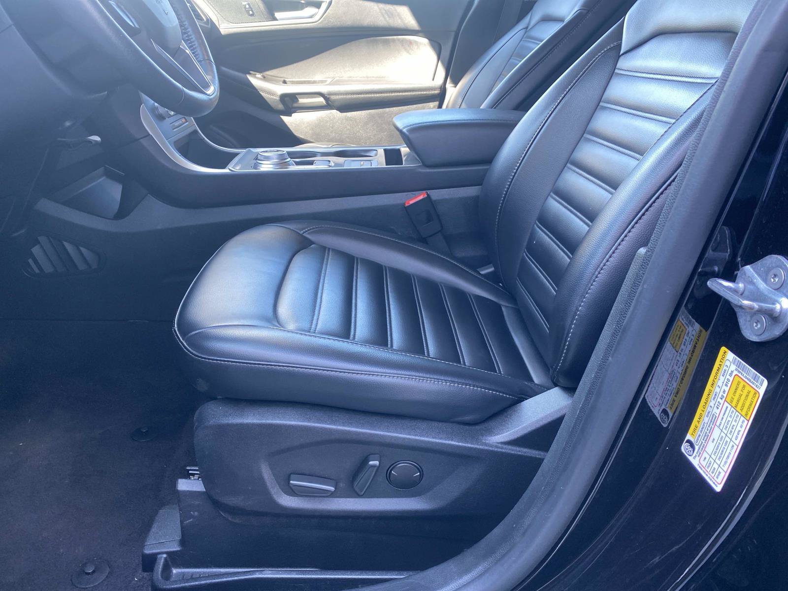 Used 2024 Ford Edge SEL AWD/4WD image 18