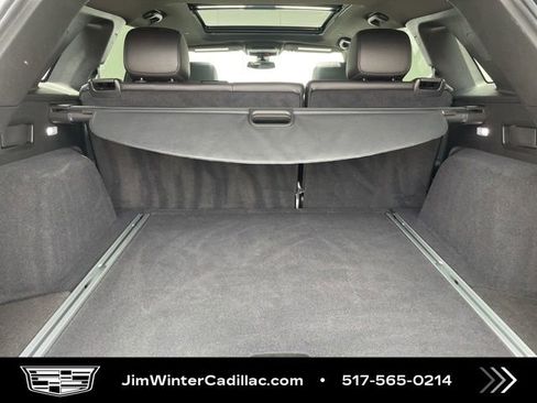 Certified 2025 Cadillac XT5 Premium Luxury AWD/4WD image 19