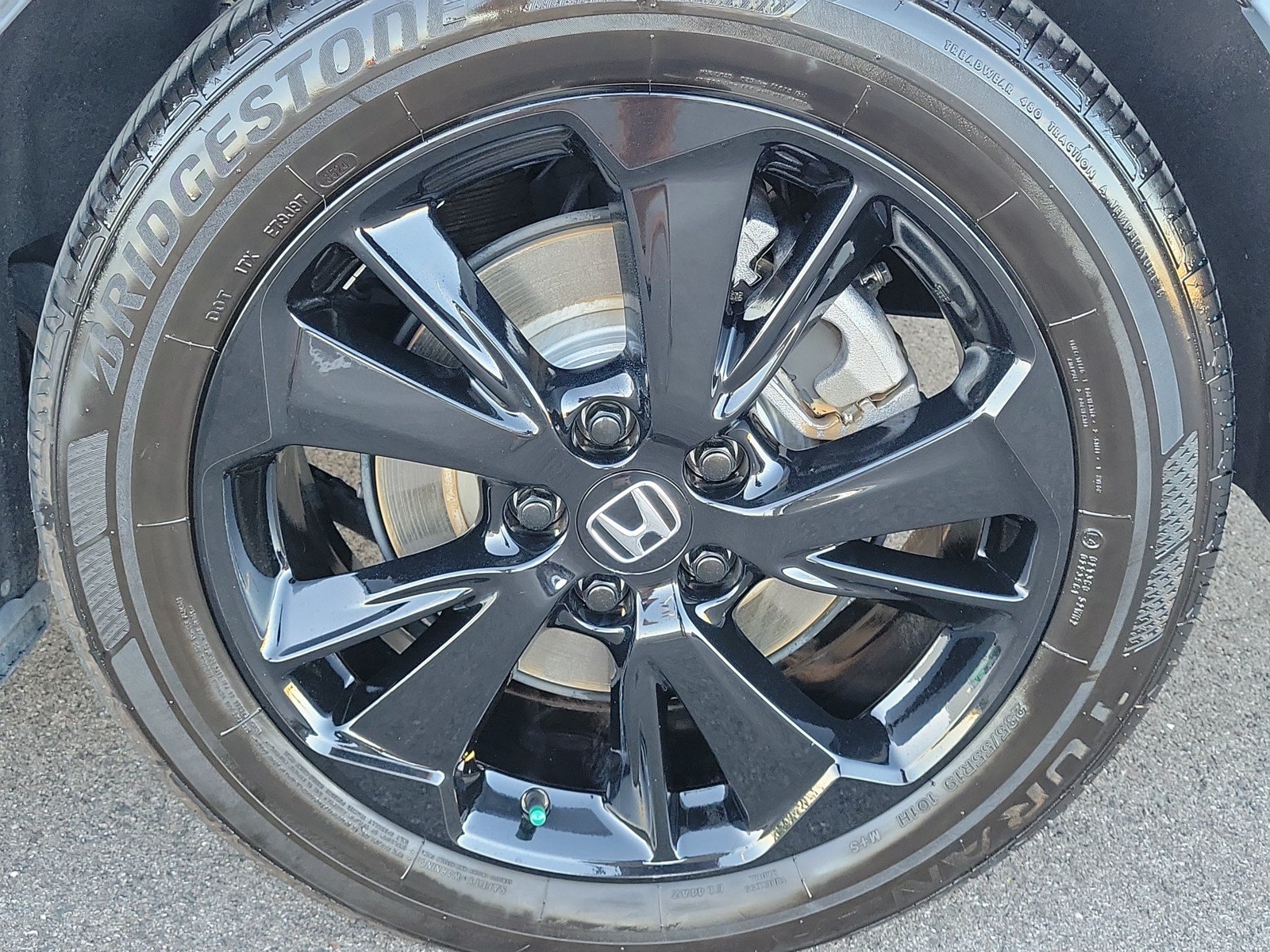 Used 2024 Honda Odyssey Sport image 12