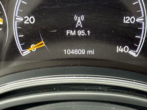 Used 2019 Jeep Grand Cherokee Limited AWD/4WD image 20