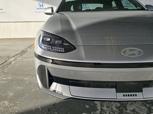 Used 2023 Hyundai Ioniq 6 SE image 41