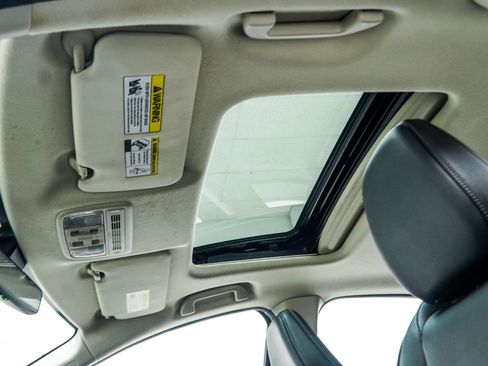 Used 2019 Honda HR-V Touring image 38