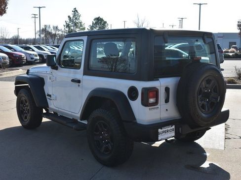 Used 2021 Jeep Wrangler Sport image 7