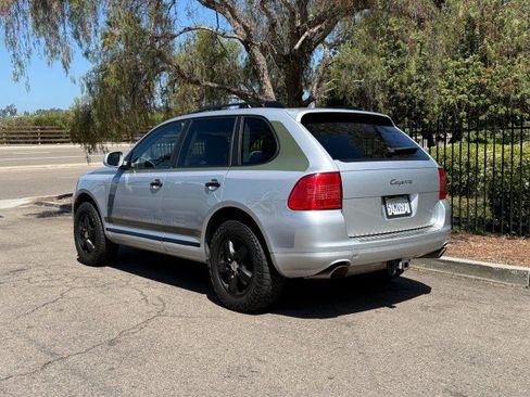 Used 2006 Porsche Cayenne AWD/4WD image 3