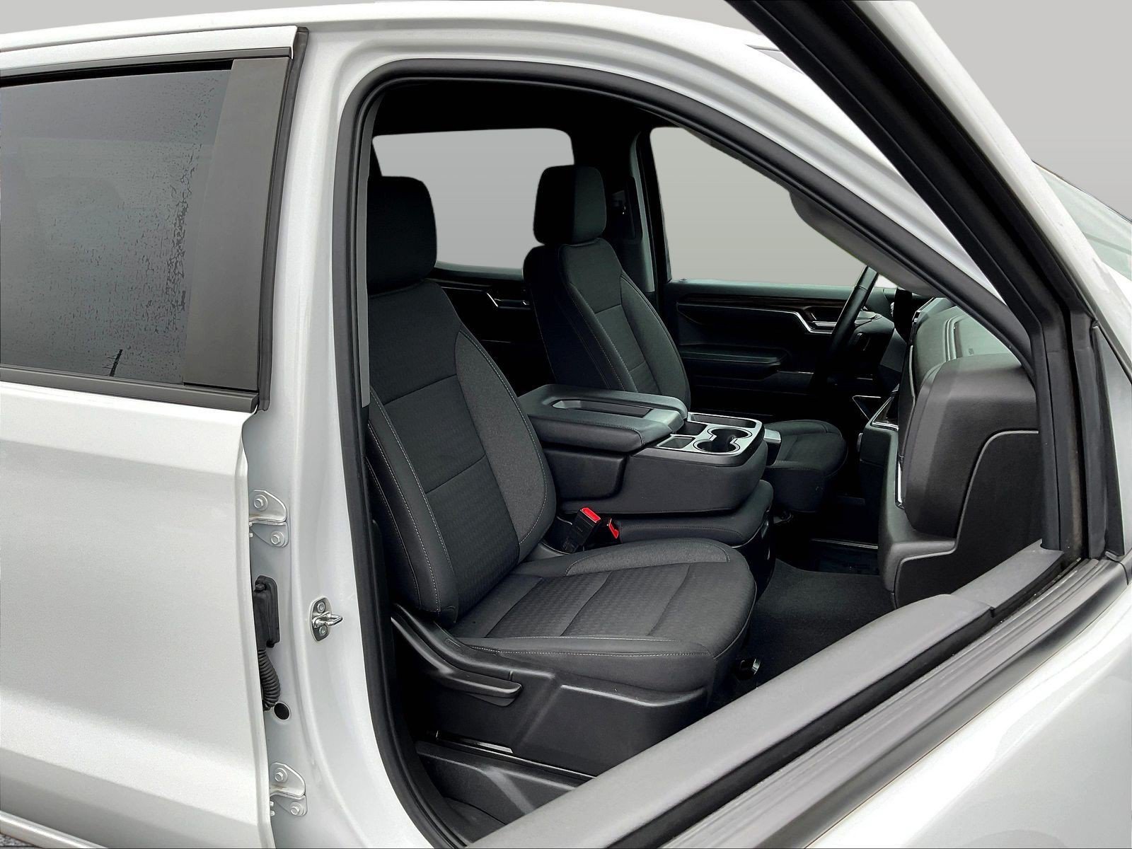 Used 2023 Chevrolet Silverado 1500 LT AWD/4WD image 32