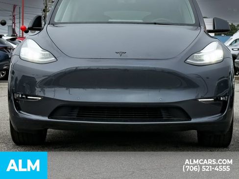 Used 2023 Tesla Model Y AWD image 5