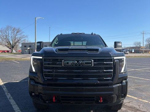 New 2026 GMC Sierra 2500 AT4 image 2