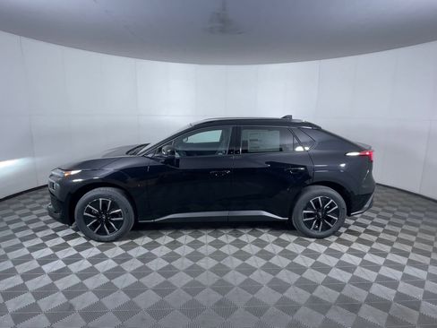 New 2026 Subaru Solterra Premium AWD/4WD image 5