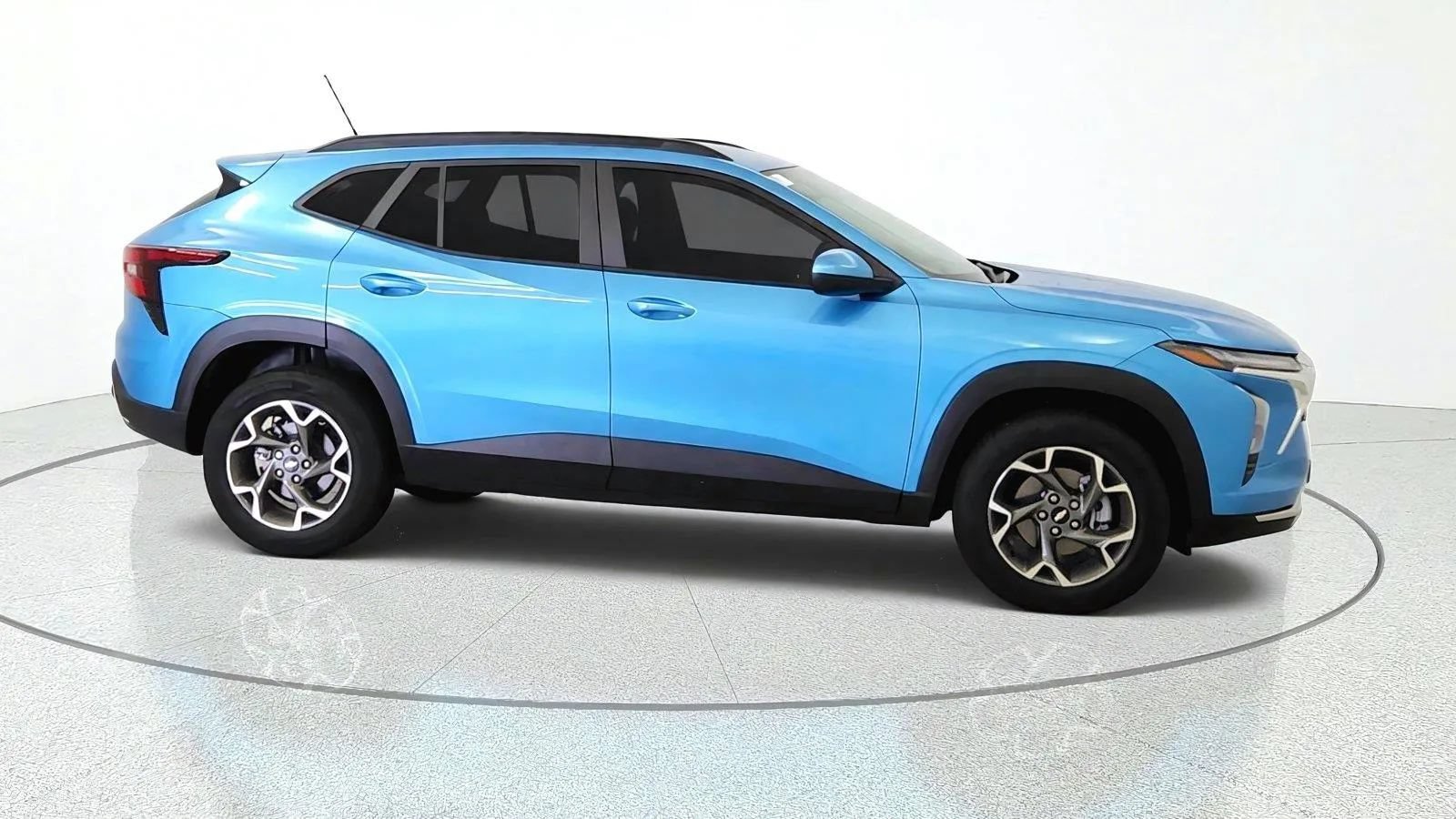 Used 2025 Chevrolet Trax LT w/ Driver Confidence Package FWD image 10